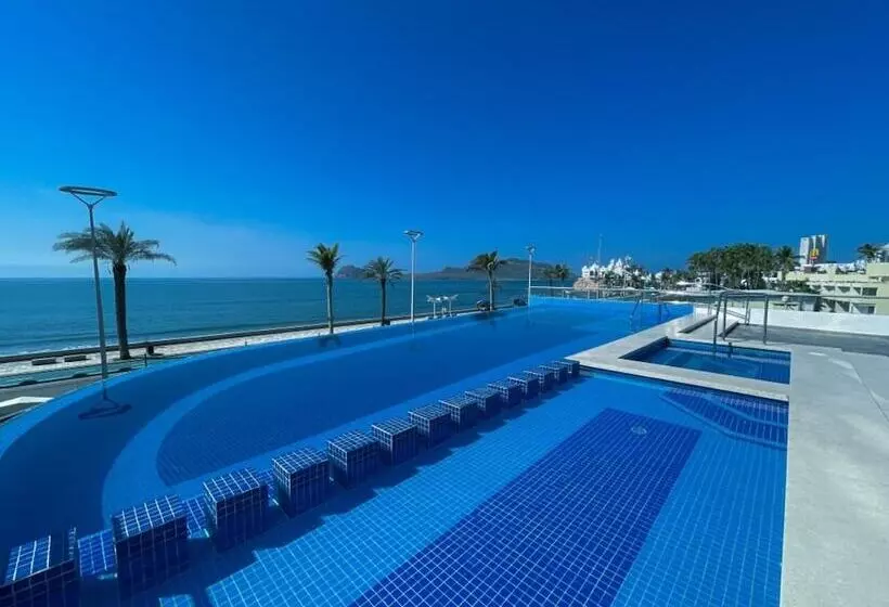 Fotos del hotel Varali Grand:  3