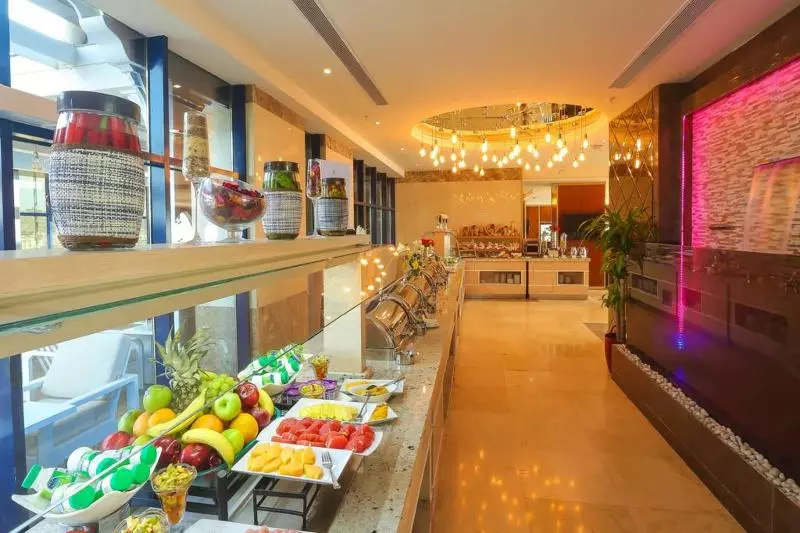 Fotos del hotel Capital O 296 Jeddah Oasis:  7