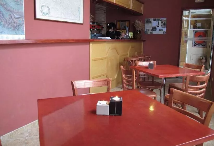 Fotos del hotel Villa De Ayerbe:  11