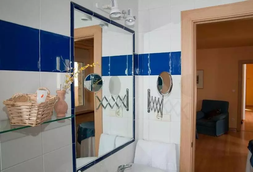 Fotos del hotel Villa De Ayerbe:  6