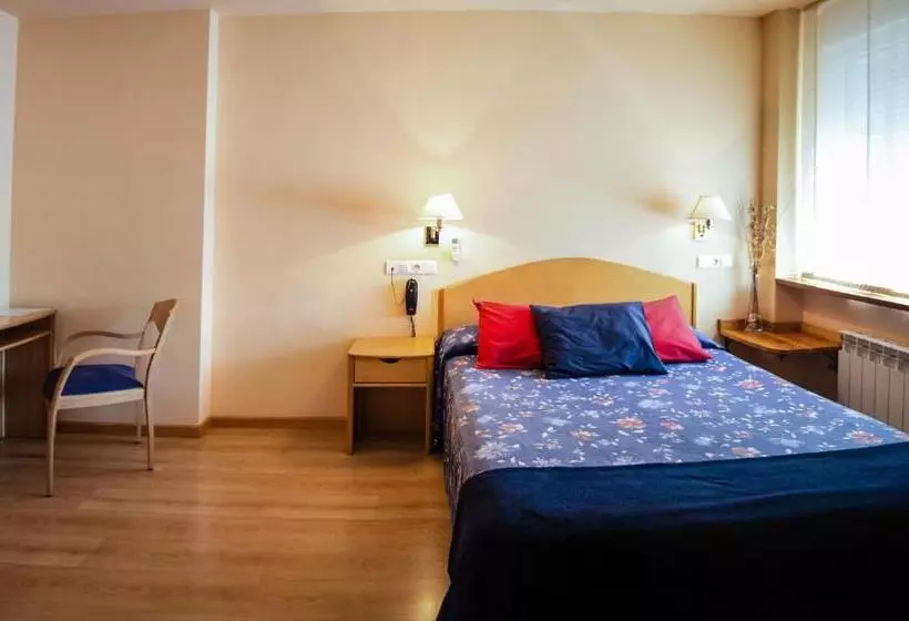 Fotos del hotel Villa De Ayerbe:  21