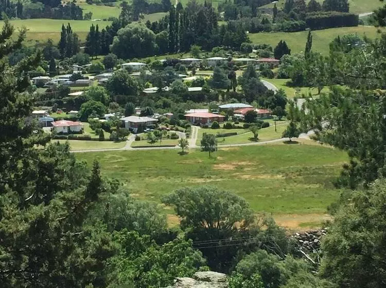 Lake Roxburgh Lodge