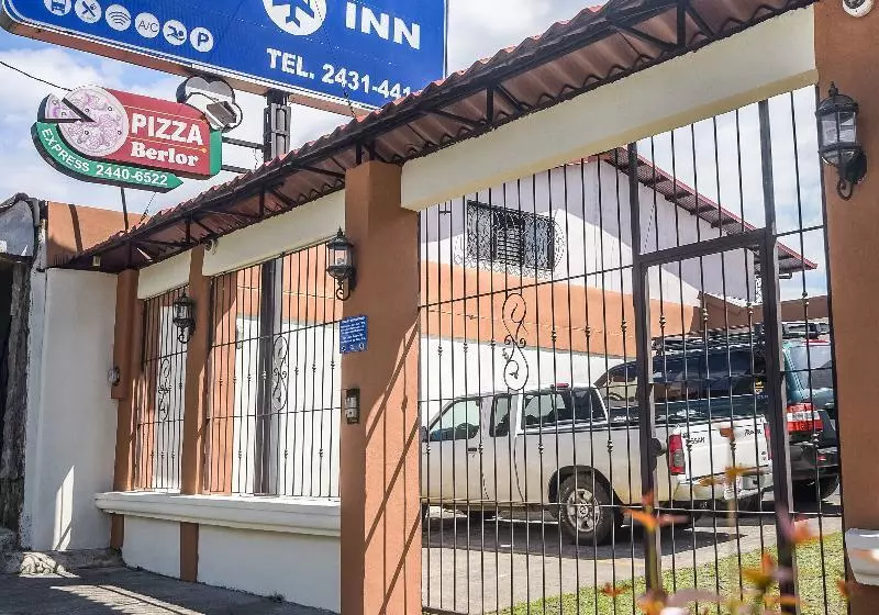 Fotos del hotel Berlor Airport Inn:  23