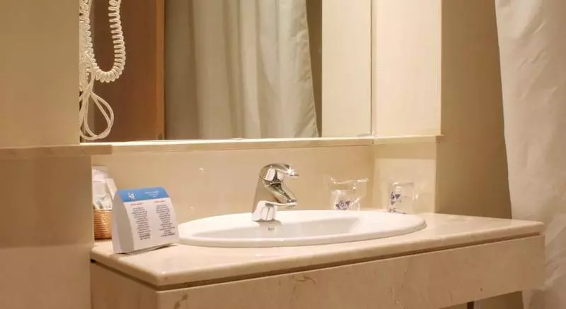 Fotos del hotel Garbí Costa Luz:  5