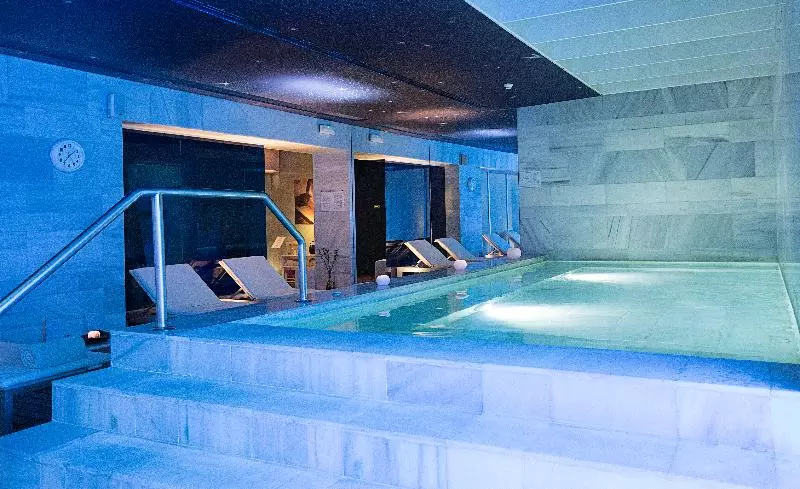 Fotos del hotel Hospes Palacio De Los Patos:  8