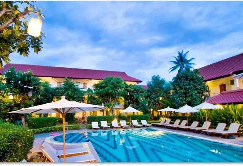 Fotos del hotel Karinthip Village:  9