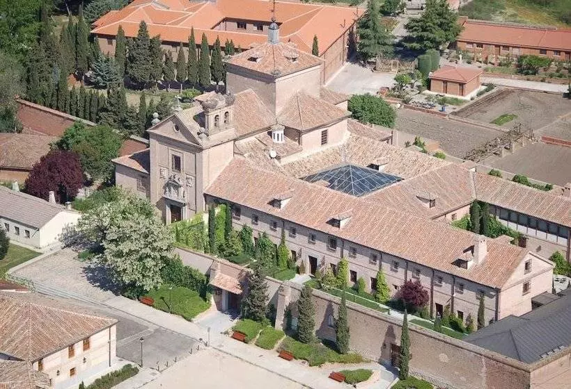 Fotos del hotel Antiguo Convento De Boadilla Del Monte:  9