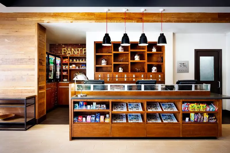 Fotos del hotel Four Points By Sheraton San Diego Downtown Little Italy:  7