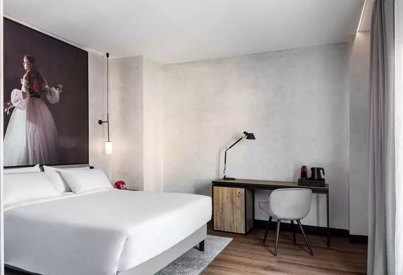 Fotos del hotel Paseo Del Arte, A Member Of Radisson Individuals:  8