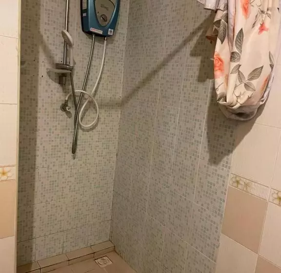 Fotos del hotel The Hill Resort:  11