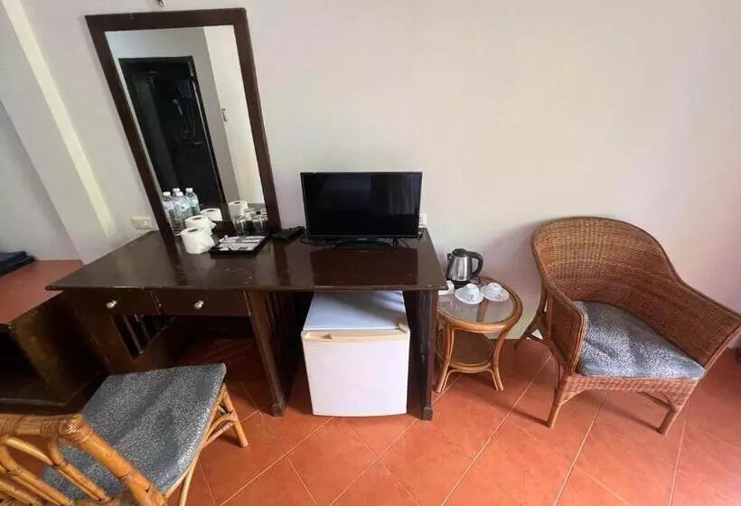 Fotos del hotel The Hill Resort:  23