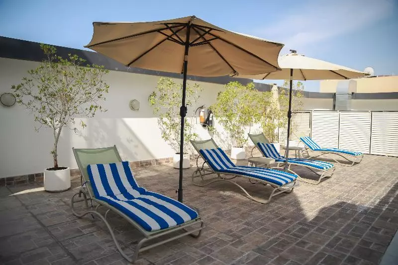 Fotos del hotel Versailles By Raviz:  11