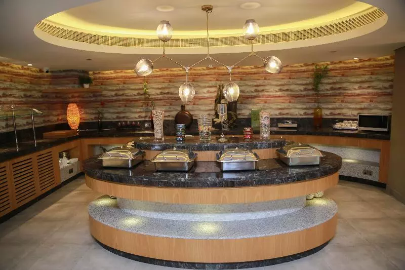 Fotos del hotel Versailles By Raviz:  23