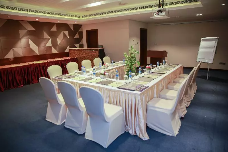 Fotos del hotel Versailles By Raviz:  10