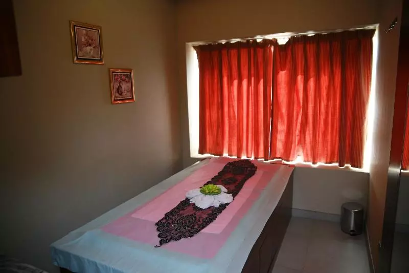 Fotos del hotel Versailles By Raviz:  25