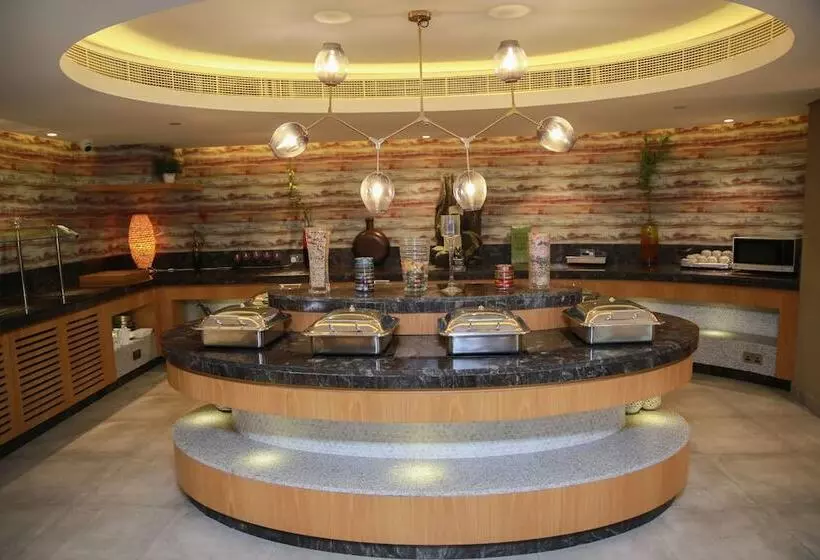 Fotos del hotel Versailles By Raviz:  48