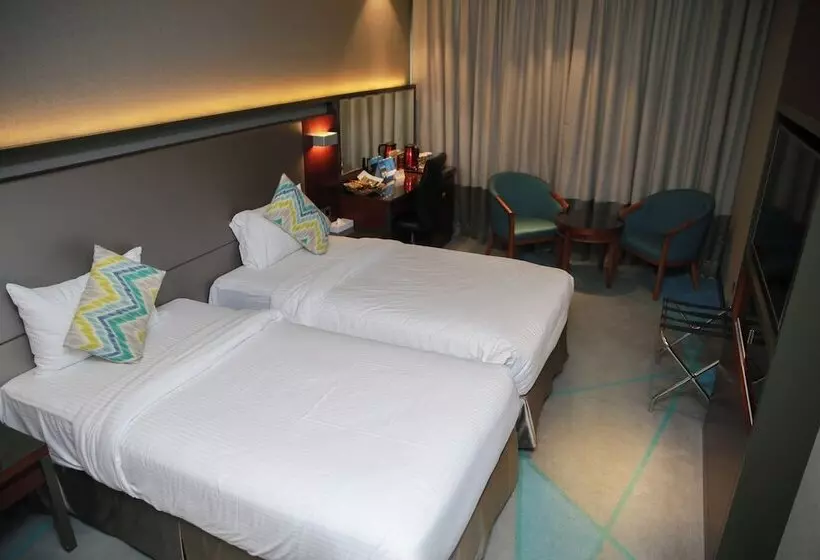 Fotos del hotel Versailles By Raviz:  28