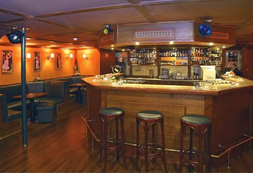 Fotos del hotel Botel Marina:  11