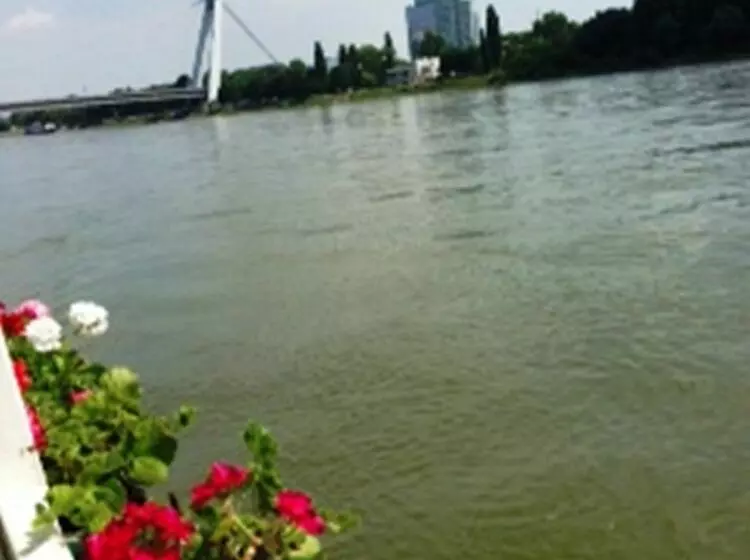 Fotos del hotel Botel Marina:  20