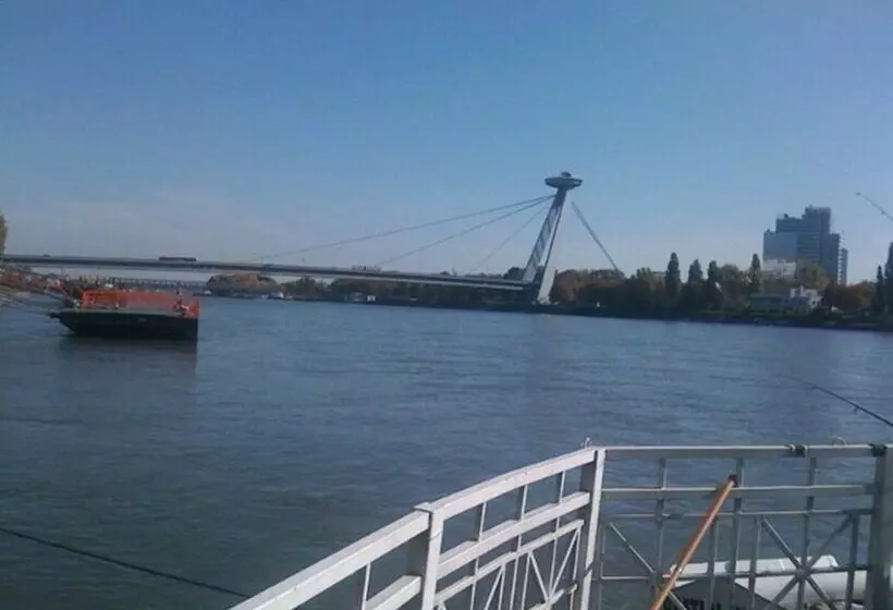 Fotos del hotel Botel Marina:  8