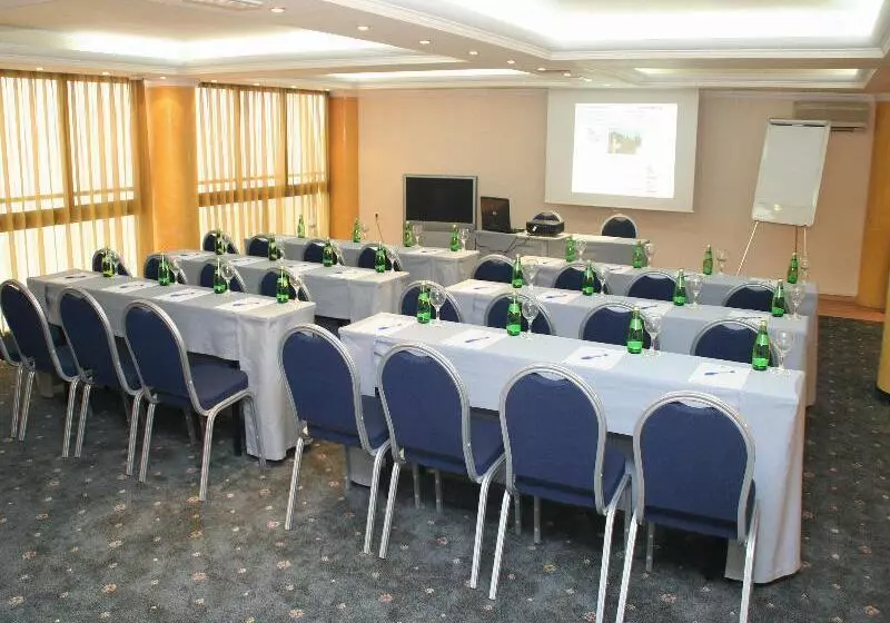 Fotos del hotel Castello City:  15