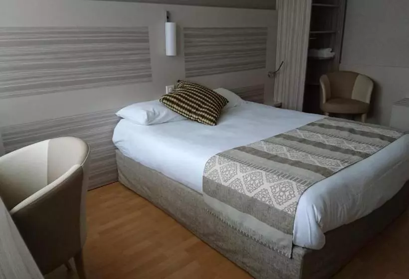 Fotos del hotel Kyriad Toulouse Sud  Roques:  15