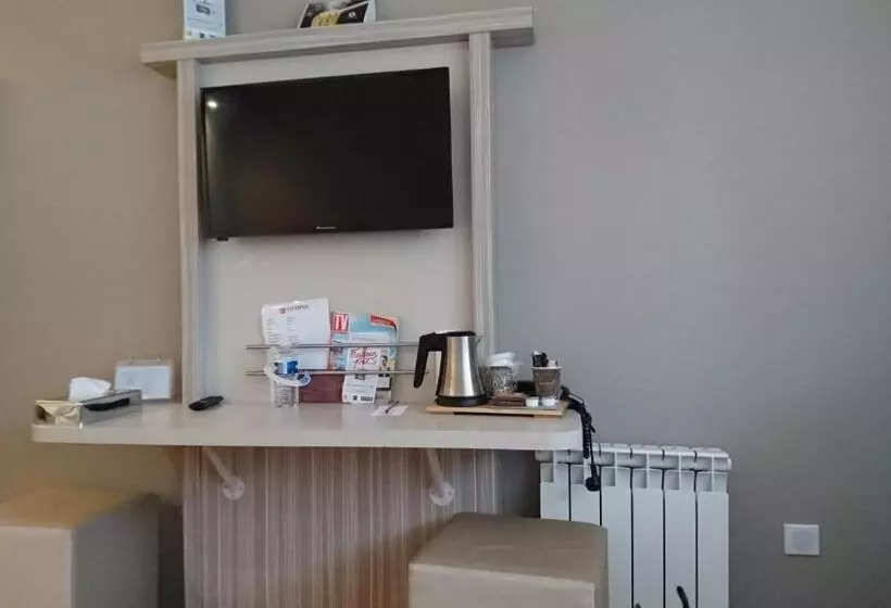 Fotos del hotel Kyriad Toulouse Sud  Roques:  24