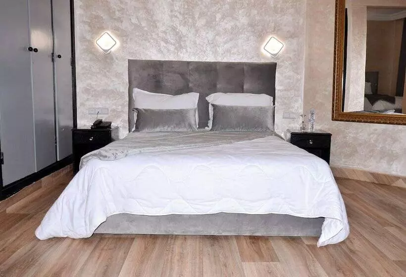 Fotos del hotel Hôtel Nouzha:  25