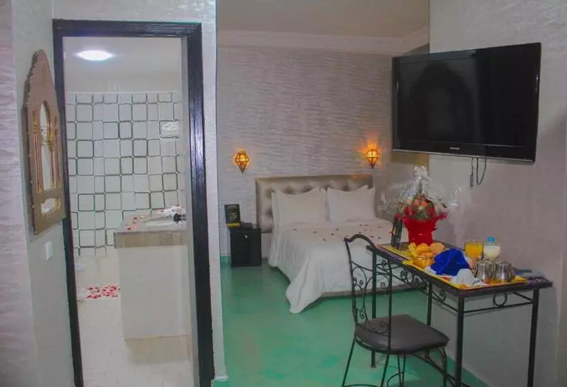 Fotos del hotel Hôtel Nouzha:  17