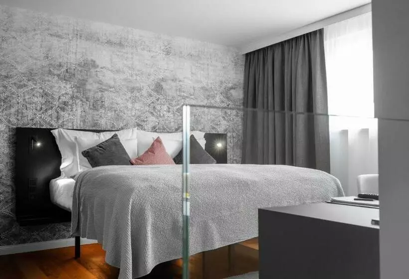 Fotos del hotel Mánes:  17