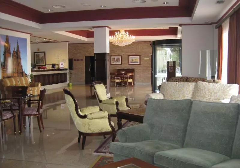 Fotos del hotel Santiago De León:  4