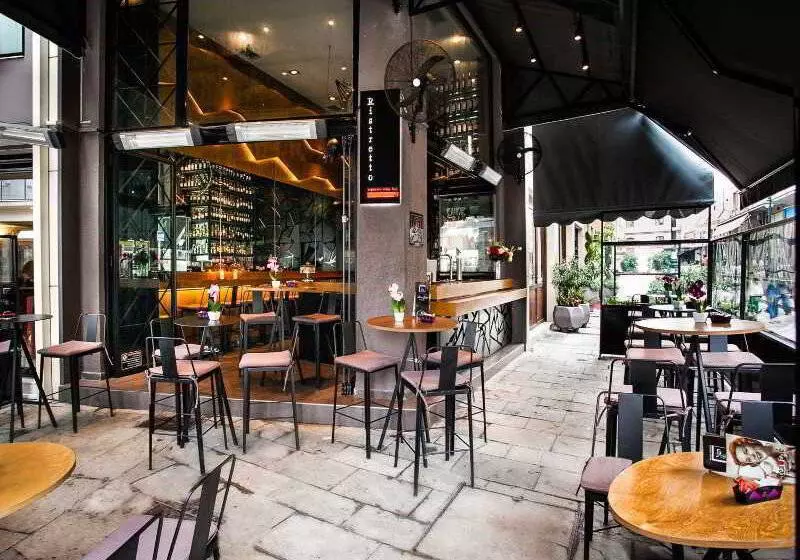 Fotos del hotel Plaza , Philian S And Resorts:  10