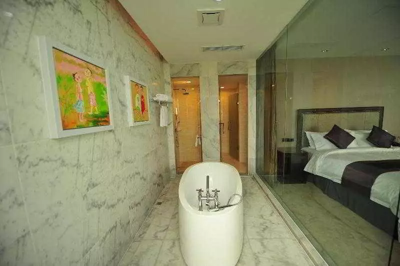 Fotos del hotel Shanghai New Century Manju Hotel Luoshan @sniec:  9