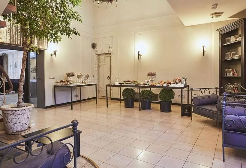 Fotos del hotel Vozdvyzhensky Boutique Hotel:  25