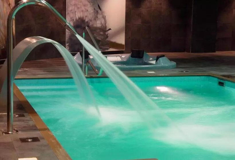 Fotos del hotel Azz Langre & Spa:  13