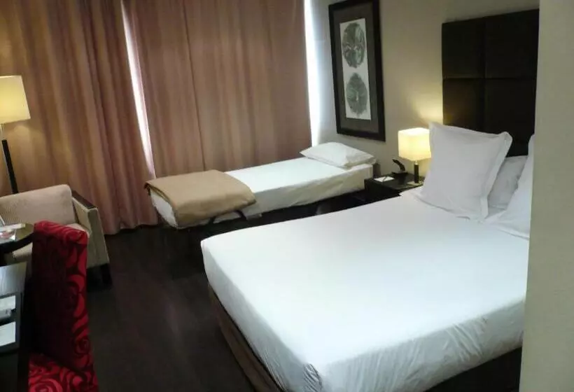 Fotos del hotel Azz Langre & Spa:  3