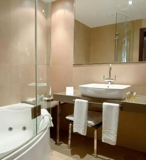 Fotos del hotel Azz Langre & Spa:  18