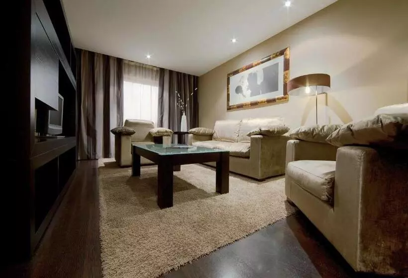 Fotos del hotel Azz Langre & Spa:  11