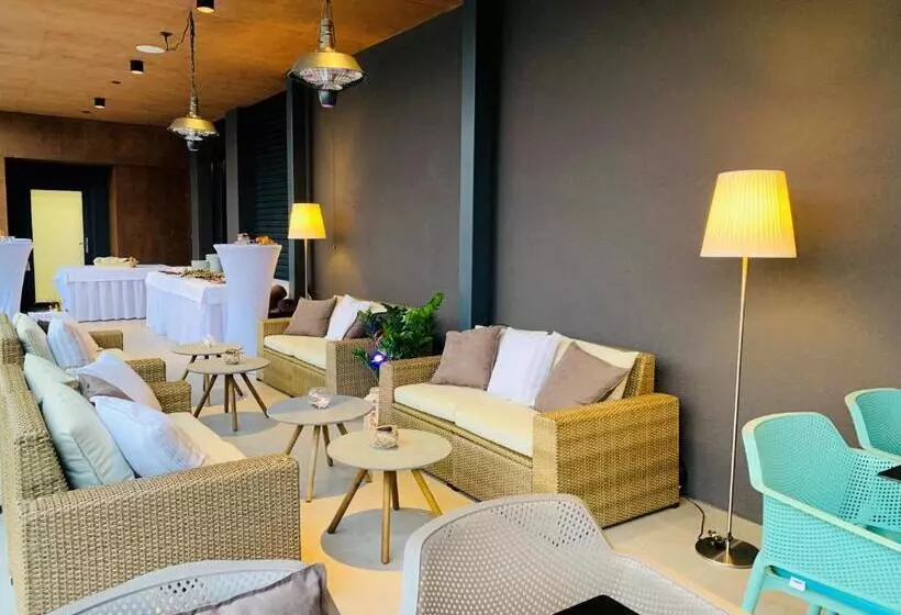 Fotos del hotel Color:  11