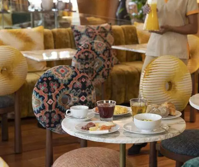 Fotos del hotel Heritage Avenida Liberdade  Lisbon Heritage Collection  Avenida:  17