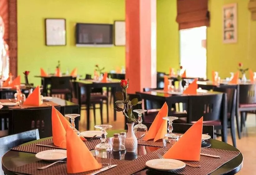 Fotos del hotel Ibis Marrakech Palmeraie:  6