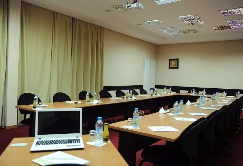 Fotos del hotel Ibis Marrakech Palmeraie:  11