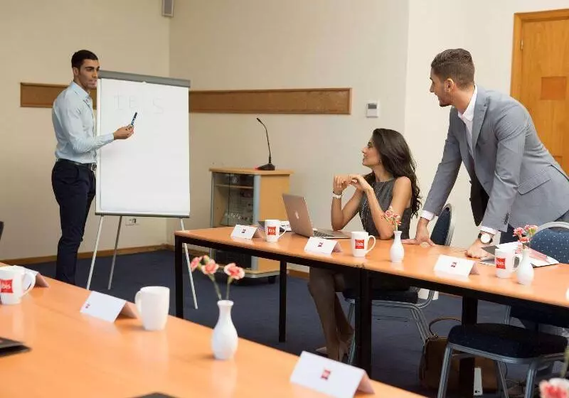 Fotos del hotel Ibis Marrakech Palmeraie:  15