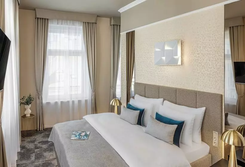 Fotos del hotel Sovereign Prague:  15