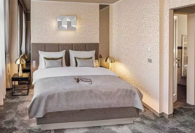 Fotos del hotel Sovereign Prague:  2