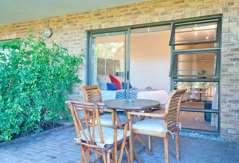 Fotos del hotel Overmeer Guest House:  5