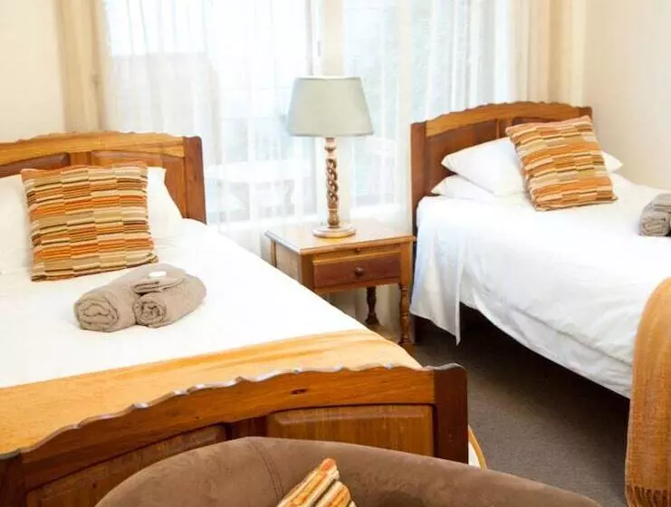 Fotos del hotel Overmeer Guest House:  2