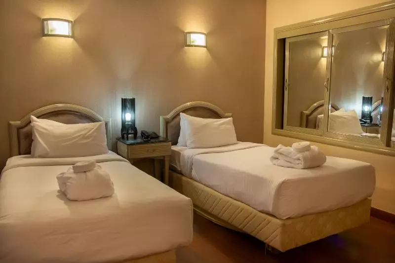 Fotos del hotel Paradise Inn Beach Resort:  5