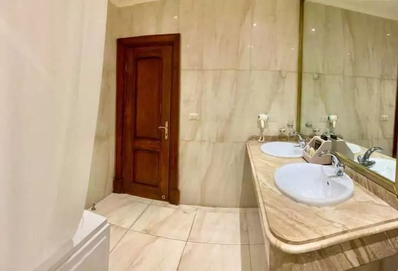 Fotos del hotel Paradise Inn Beach Resort:  24