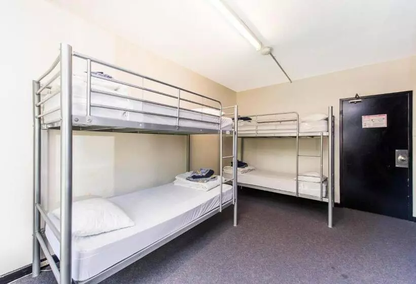 Billabong Backpackers Resort